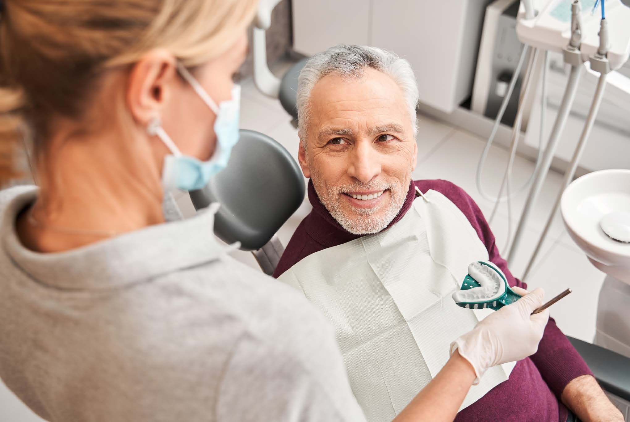 Denture Implants: An Introduction To Teeth Replacements