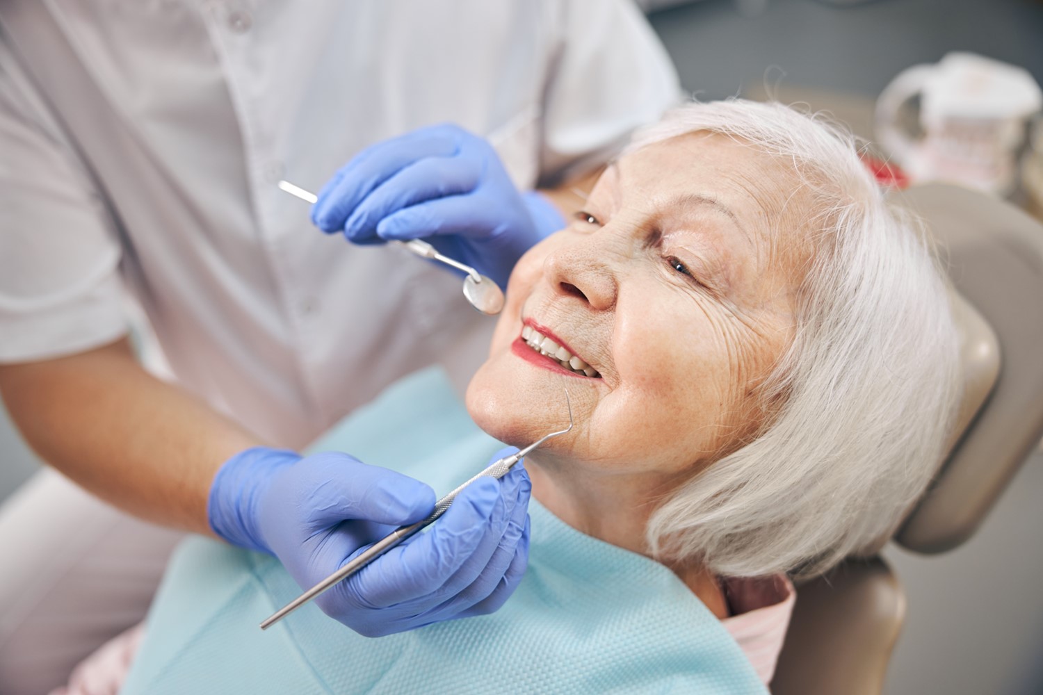How Much Does A Full Set Of Dentures Cost?
