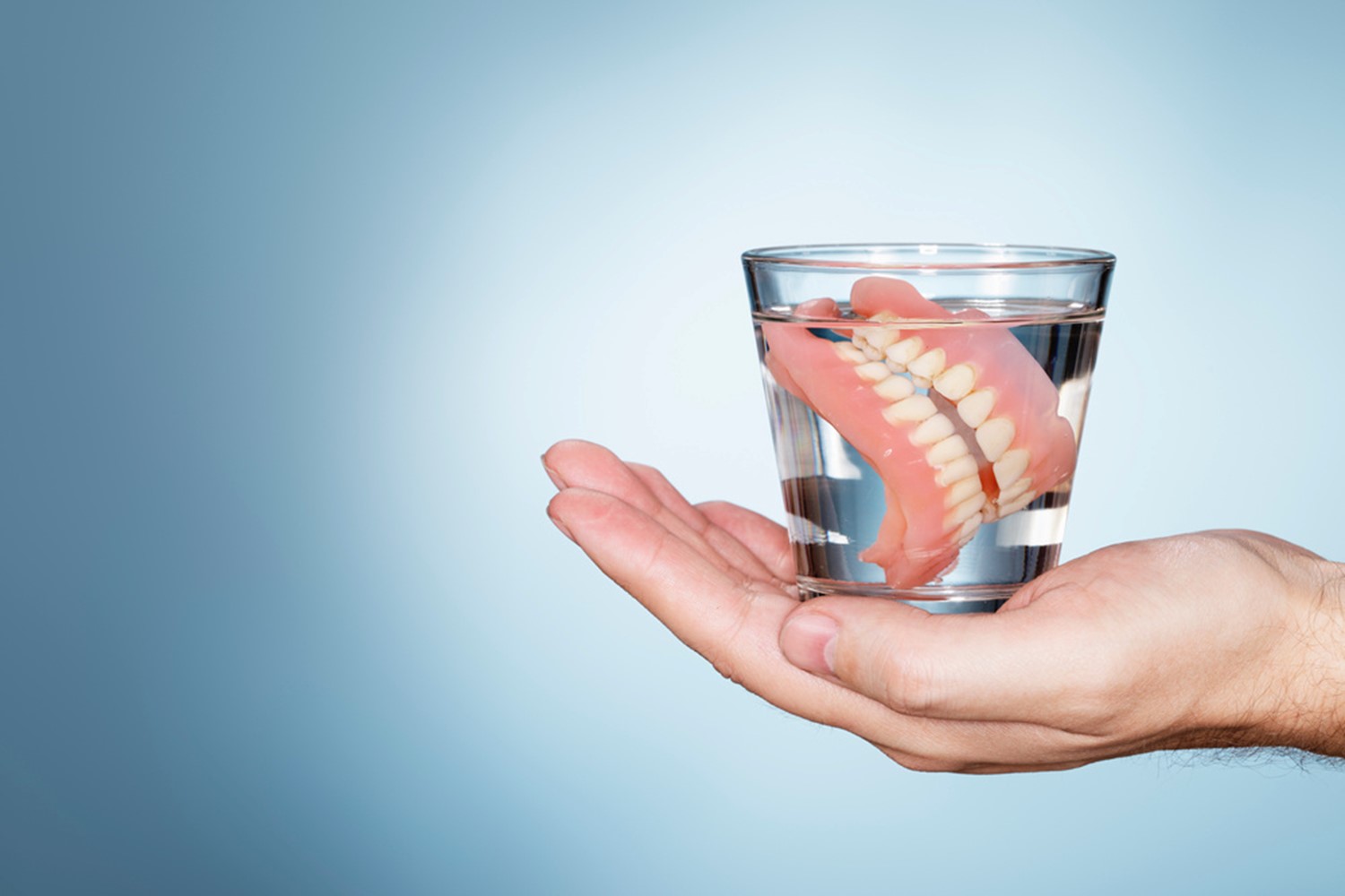 How to Keep Your Dentures Clean